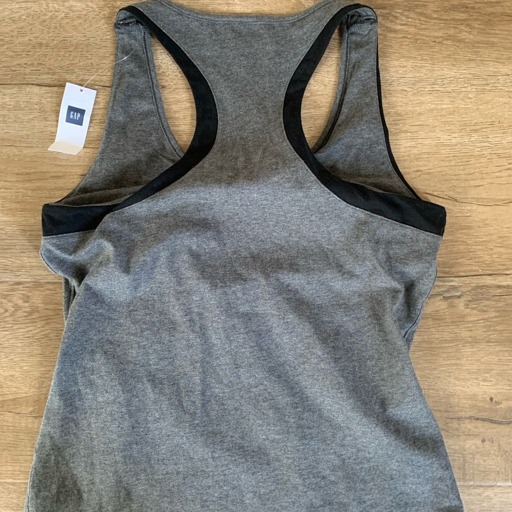 Gap - Picture 3 of 4